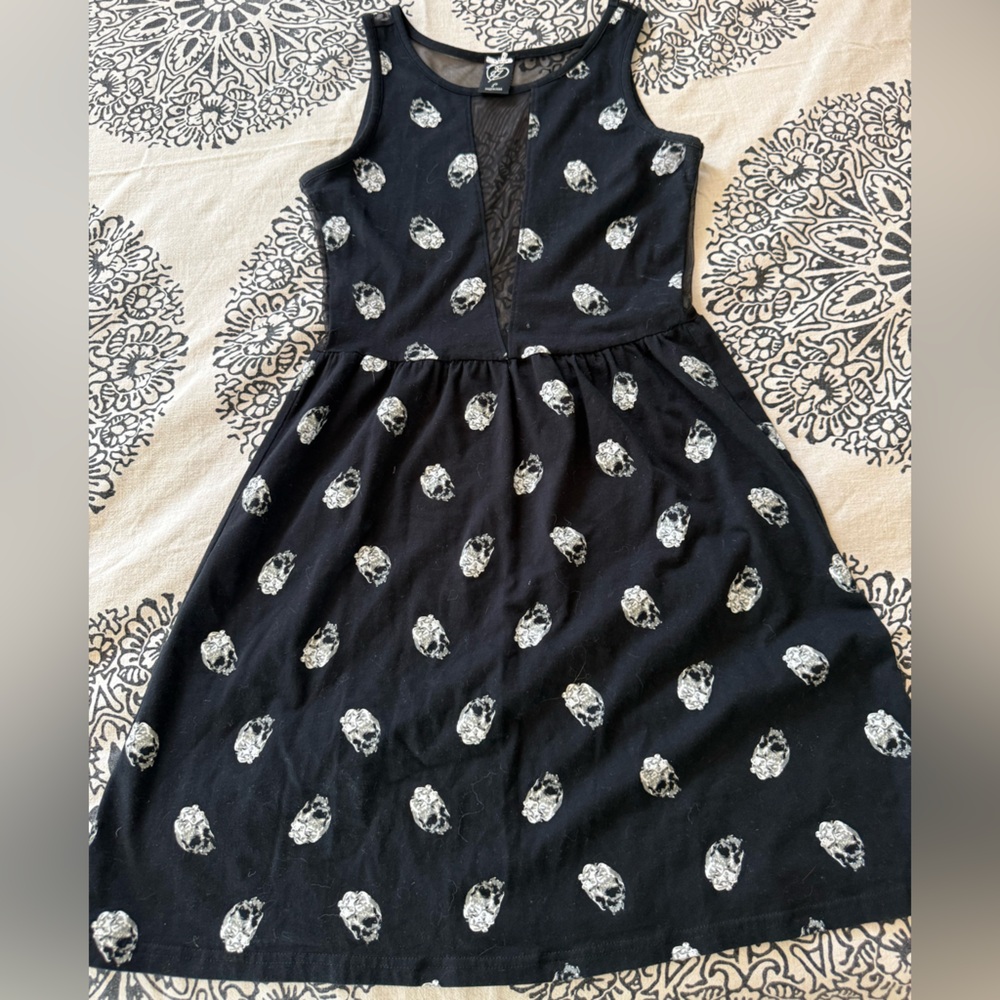 Vtg Iron Fist Skull Dress